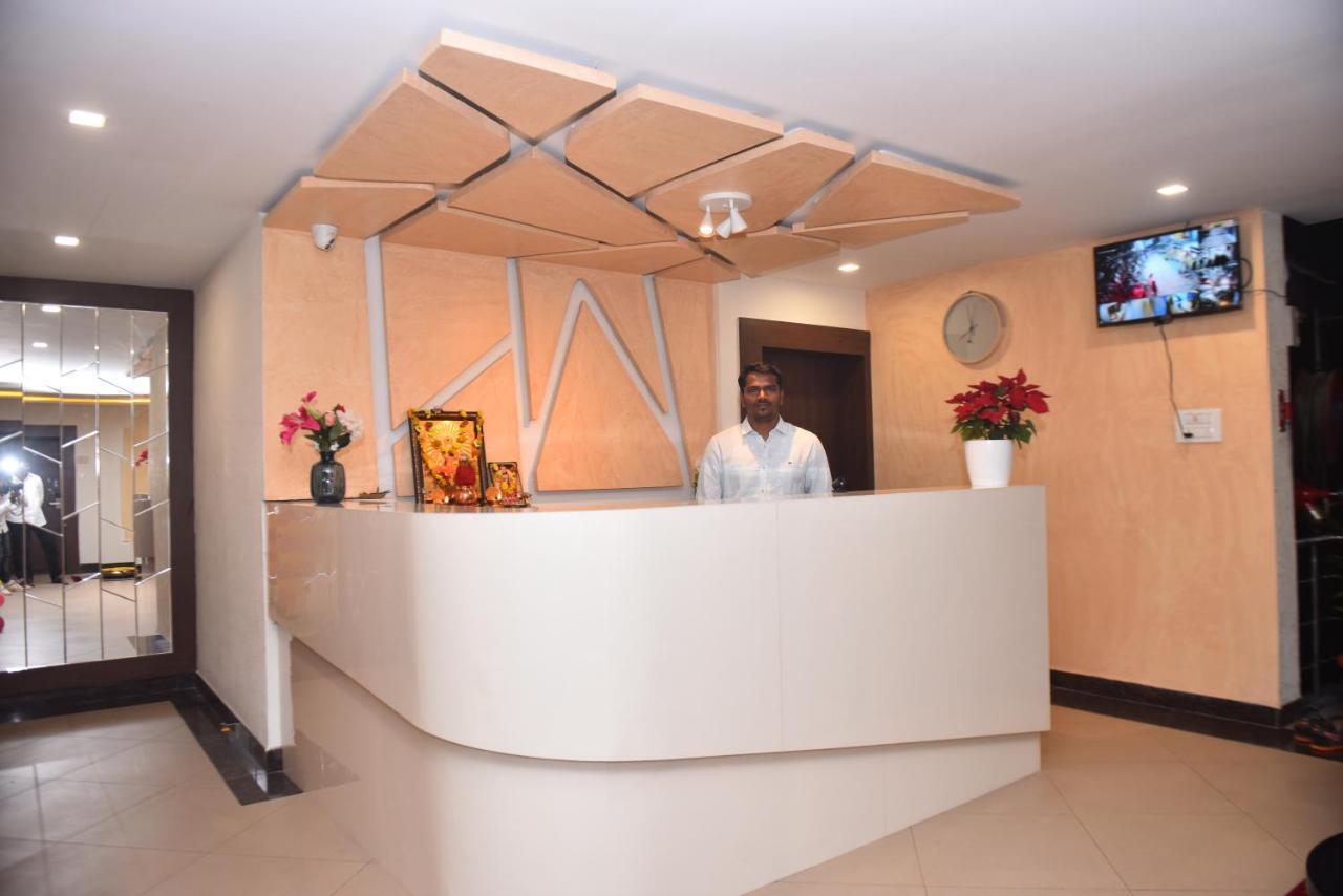 M R Residency Dharwad.アパートメント エクステリア 写真